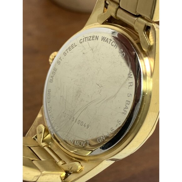 Citizen Women's Watch ER0222-56D Mother of Pearl White Dial Gold Quartz 30mm - Picture 6 of 13
